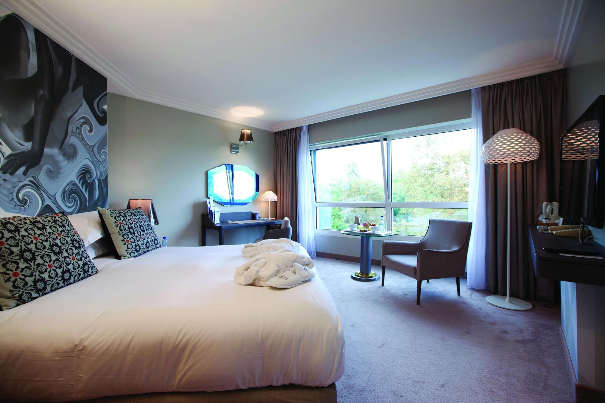 Celestins Spa Thermal & Hotel By Vy Resort Vichy Eksteriør bilde A room at the hotel