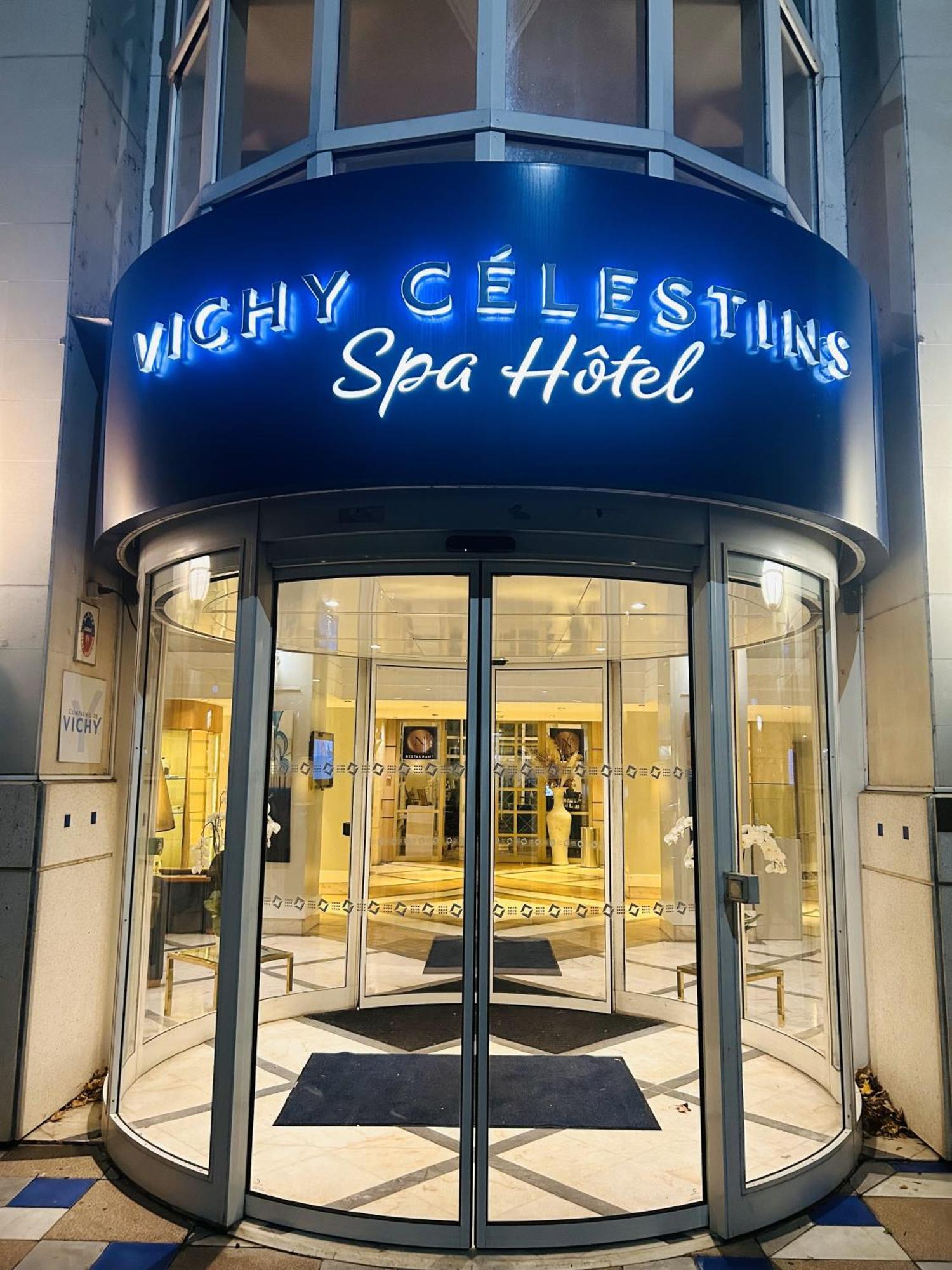 Celestins Spa Thermal & Hotel By Vy Resort Vichy Eksteriør bilde Entrance to the hotel