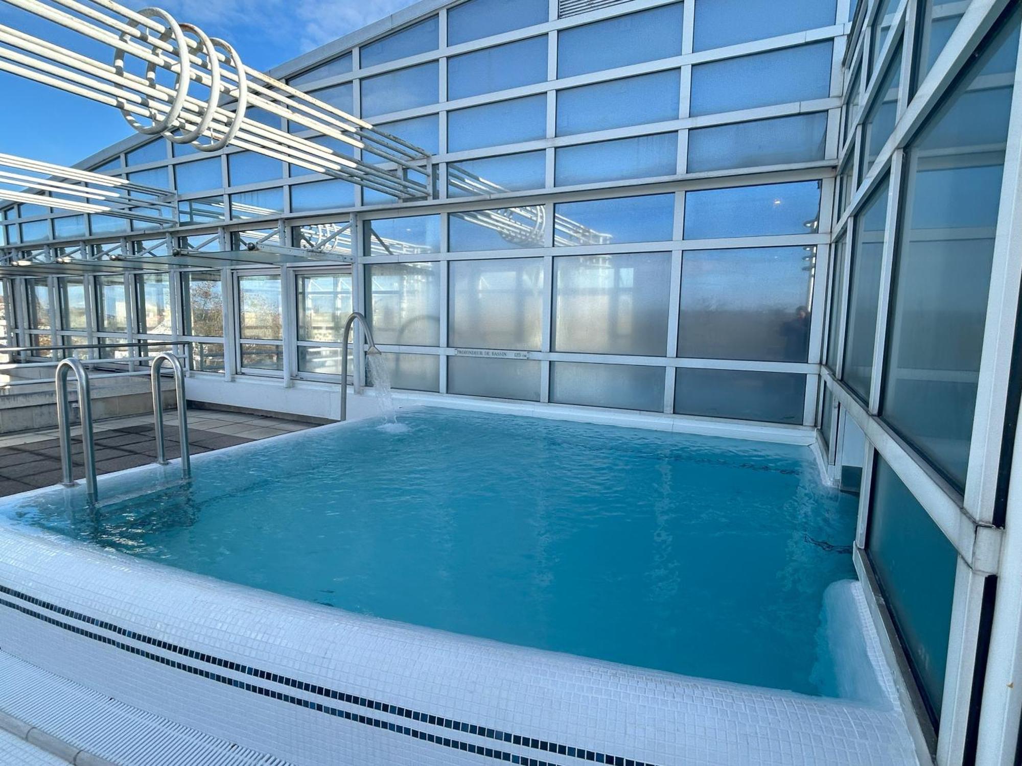 Celestins Spa Thermal & Hotel By Vy Resort Vichy Eksteriør bilde The rooftop pool